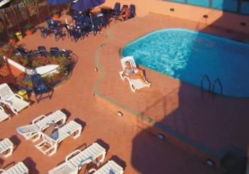 Eden Bleu Hotel 3*